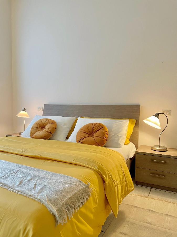 Homiesam - Yellow Dream & City Life Apartment Milano Exterior foto